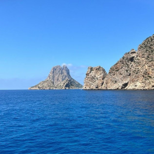 Paseo en Barco Tradicional de Madera con Baño (Ibiza)