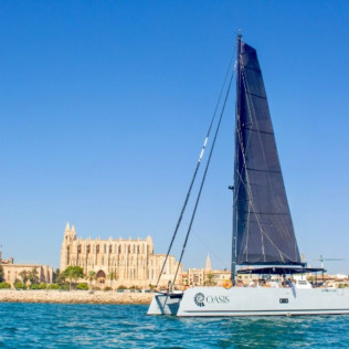 Paseo en Catamarán con Comida (Mallorca)