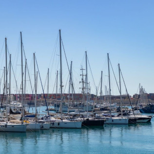 Paseo en Catamarán a la Puesta de Sol con Copa de Agua de Valencia (Valencia)
