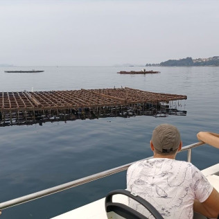RUTA DEL MEJILLÓN: Paseo en Barco y Degustación de Mejillón (Pontevedra)