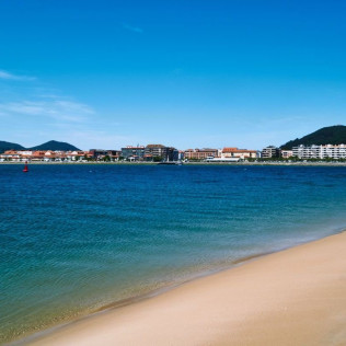 Paseo en Barco y Visita a Fábrica de Anchoas (Santoña, Cantabria)