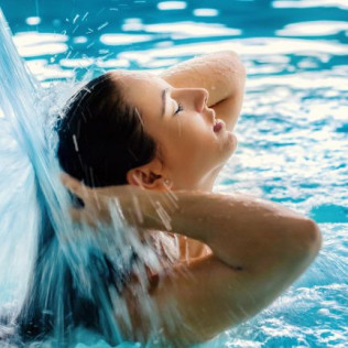 Paseo en Globo con Vídeo, Almuerzo y Cava y Cena Romántica con Spa para dos en Hotel Beatriz Toledo Auditorium & Spa 4* (Toledo)