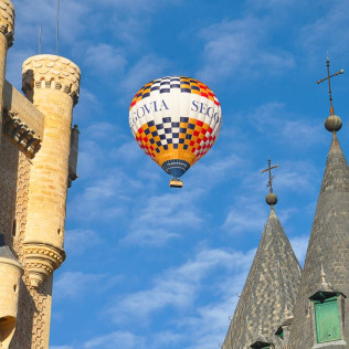 Paseo en Globo con Vídeo, Almuerzo y Cava (Segovia)