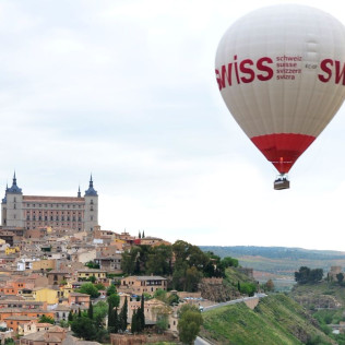 Escapada Romántica con Spa y Comida o Cena en Hotel Comendador 4* y Vuelo en Globo con Fotos y Vídeo (Toledo)