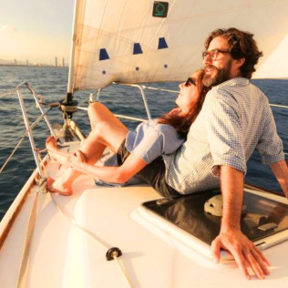 Paseo en Velero por la Costa de Barcelona (Barcelona)