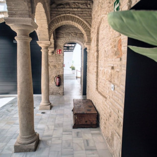 Escapada con Desayuno en Patios del Orfebre (Córdoba)