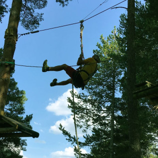 Circuitos en los Árboles: Entrada a Pedraforca ParcAventura (Barcelona)