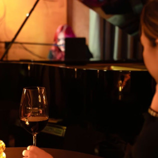 Piano Jazz con Bebida Soft para dos en El Café de la Ópera (Madrid)