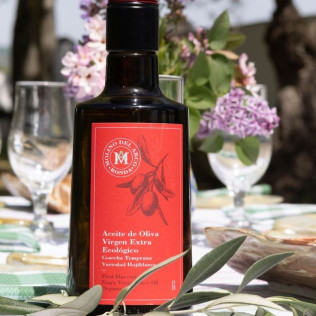 Cata Pícnic Tradición: Cata de AOVE y Vinos con Pícnic en los Jardines de Molino del Arco para dos (Ronda, Málaga)