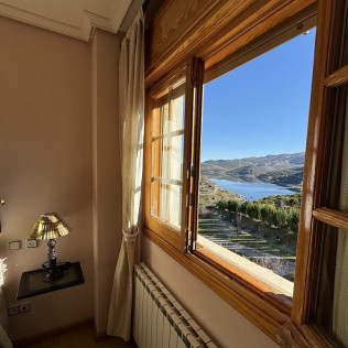 Escapada con Desayuno en Hotel Pico Espigüete (Alba de los Cardaños, Palencia)