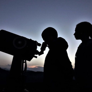 Experiencia Starlight: Visita al Planetario y Observación Exterior (Espot, Lleida)