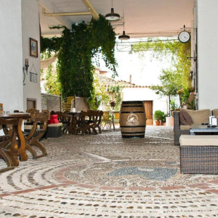 Escapada con Desayuno en La Posada de Bayuela (Castillo de Bayuela, Toledo)