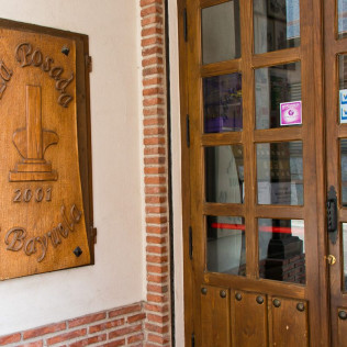 Escapada con Desayuno en La Posada de Bayuela (Castillo de Bayuela, Toledo)