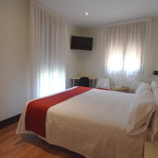 Escapada en Habitación Superior con Desayuno en Posada Guadalupe (Monroyo, Teruel)