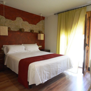 Escapada Rural en Posada Guadalupe (Monroyo, Teruel)