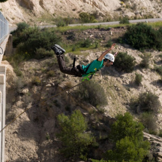 Puenting en Puente de la Vicaría (Vicaría de Yeste, Albacete)