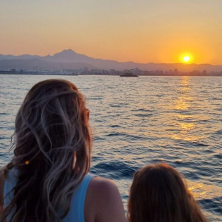 Puesta de Sol en Catamarán con Copa de Cava (Dénia, Alicante)