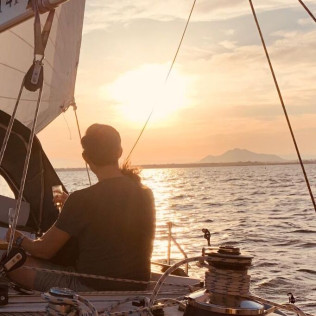 Puesta de Sol Romántica en Velero para dos (Cartagena, Región de Murcia)
