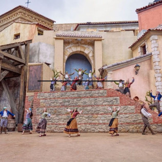 Entrada Combinada Plata: Parque Puy du Fou España y Espectáculo Nocturno "El Sueño de Toledo" (Toledo)