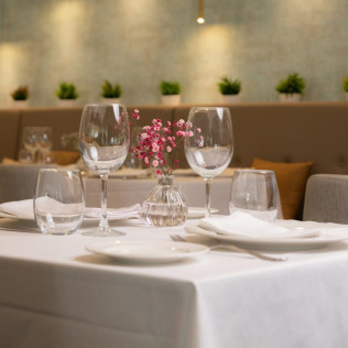 Visita a Bodegas Martín Códax con Cata de Vinos y Circuito Spa con Cena para dos en Hotel 4* (Pontevedra)