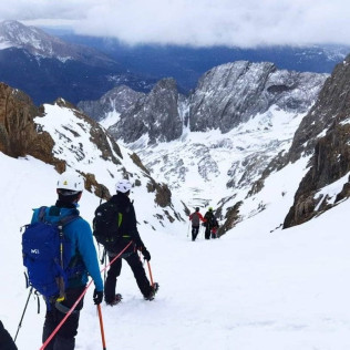 Raquetas de Nieve por el Valle de Ordesa o el Valle de Tena (Huesca)