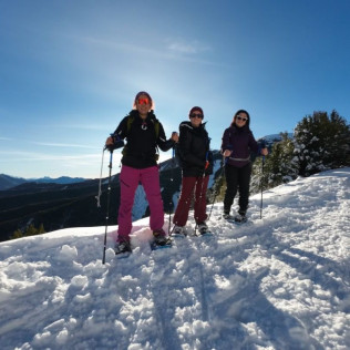 Raquetas de Nieve en el Pirineo Aragonés (Valle de Ordesa o Valle del Tena, Huesca)