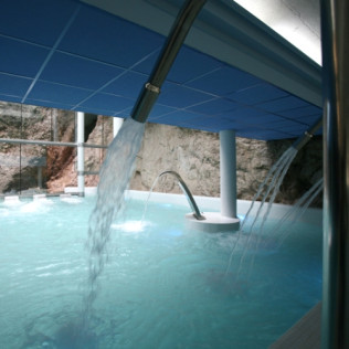 Circuito Spa y Menú en Hotel Balneario La Hermida 4* para dos (Cantabria)