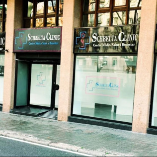 Relleno Facial de Ácido Hialurónico en Zona a Elegir en Centro del Doctor Schmalbach (Barcelona)