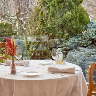 Escapada con Cena en Hotel Grèvol Spa 4* (Llanars, Girona)