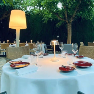 Experiencia Michelín: Escapada en ABBI Suites Casa Rural, Suites & Spa con Comida o Cena en Resturante L'Escaleta (Bocairent, Valencia)
