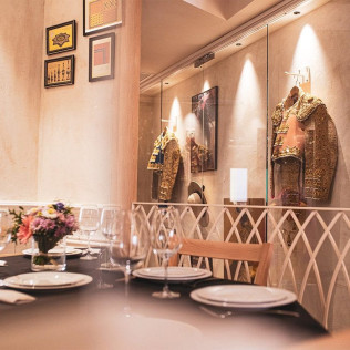 Comida o Cena Exclusiva para dos en Restaurante Donaire Azabache (Sevilla)