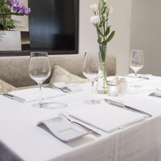 Comida o Cena para 3 personas en el Restaurante Malvar del Hospes Puerta de Alcalá 5* (Madrid)