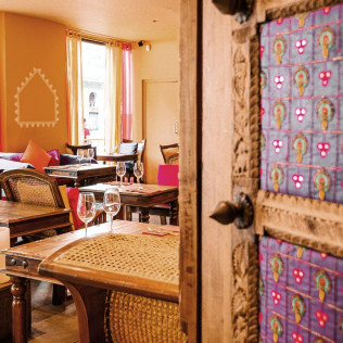 Comida o Cena para dos en el Restaurante Indio Mayura (Barcelona)
