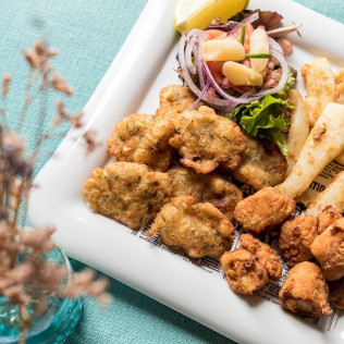 Mesa para dos: Comida o Cena para dos personas en Parador de Ayamonte (Huelva)