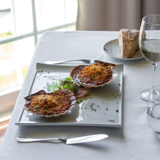 Mesa para dos: Comida o Cena para dos personas en Parador de Ferrol (A Coruña)