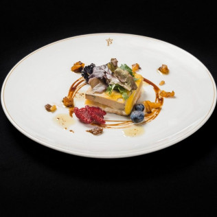 Mesa para dos: Comida o Cena para dos personas en Parador de Segovia 4* (Segovia)