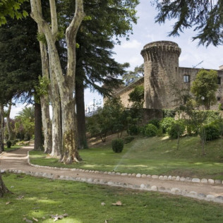 Mesa para dos: Comida o Cena para dos personas en Parador de Jarandilla de la Vera (Cáceres)