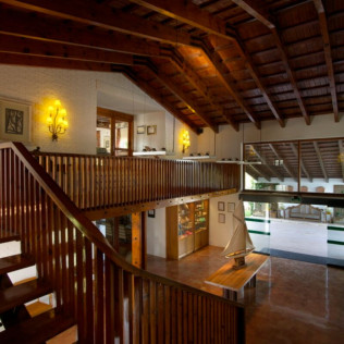 Mesa para dos: Comida o Cena para dos personas en Parador de Mazagón (Huelva)