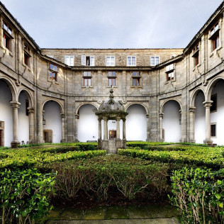 Mesa para dos: Comida o Cena para dos personas en Parador de Santiago de Compostela 5* GL (A Coruña)