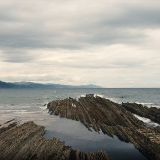 Ruta del Flysch para dos en Velero Privado (Zumaia, Guipúzcoa)