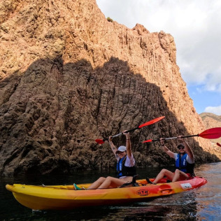 Ruta en Kayak con Snorkel y Fotos por Cabo de Gata (Almería)