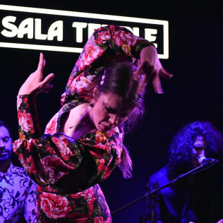 Espectáculo Flamenco con Bebida y opción a Ración para dos en Sala Temple (Madrid) 