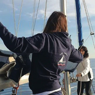Salida en Velero de Día o Puesta de Sol (Barcelona)