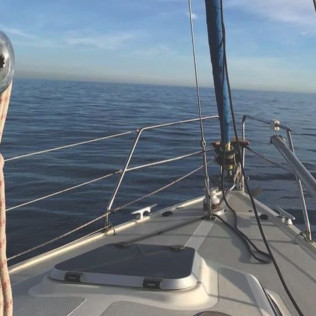 Salida en Velero de Día o Puesta de Sol (Barcelona)
