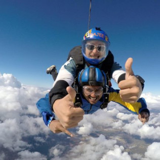 Salto en Paracaídas desde 3100 metros (Bollullos, Sevilla)