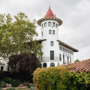 Comida en La Torre de Codorníu (Sant Sadurní d'Anoia, Barcelona)