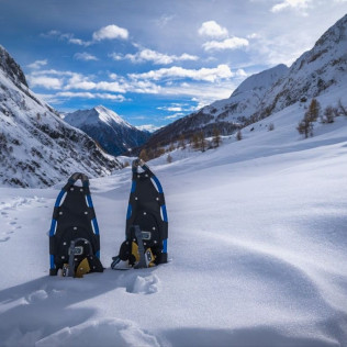 Senderismo con Raquetas de Nieve en el Parque Nacional de Aigüestortes i Estany de Sant Maurici (Lleida)