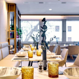 Desayuno Buffet y Zona Wellness en Serena Spa @ Meliá Madrid Princesa 5* (Madrid)