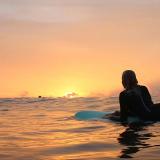 Clase Privada de Surf con Fotos en Playa Las Américas (Arona, Santa Cruz de Tenerife)