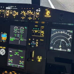 Simulador de Vuelo Cessna 172 (Manises, Valencia)